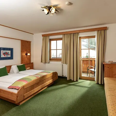 Farm stay Eisbacherhof